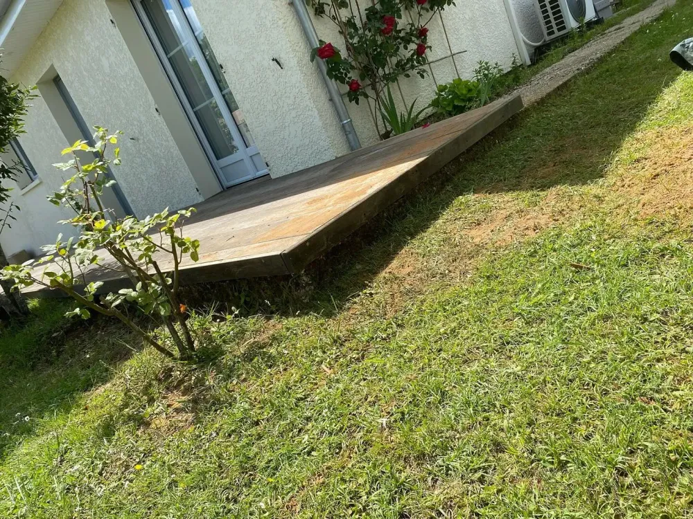 Menuiserie bois haut de gamme à Peujard